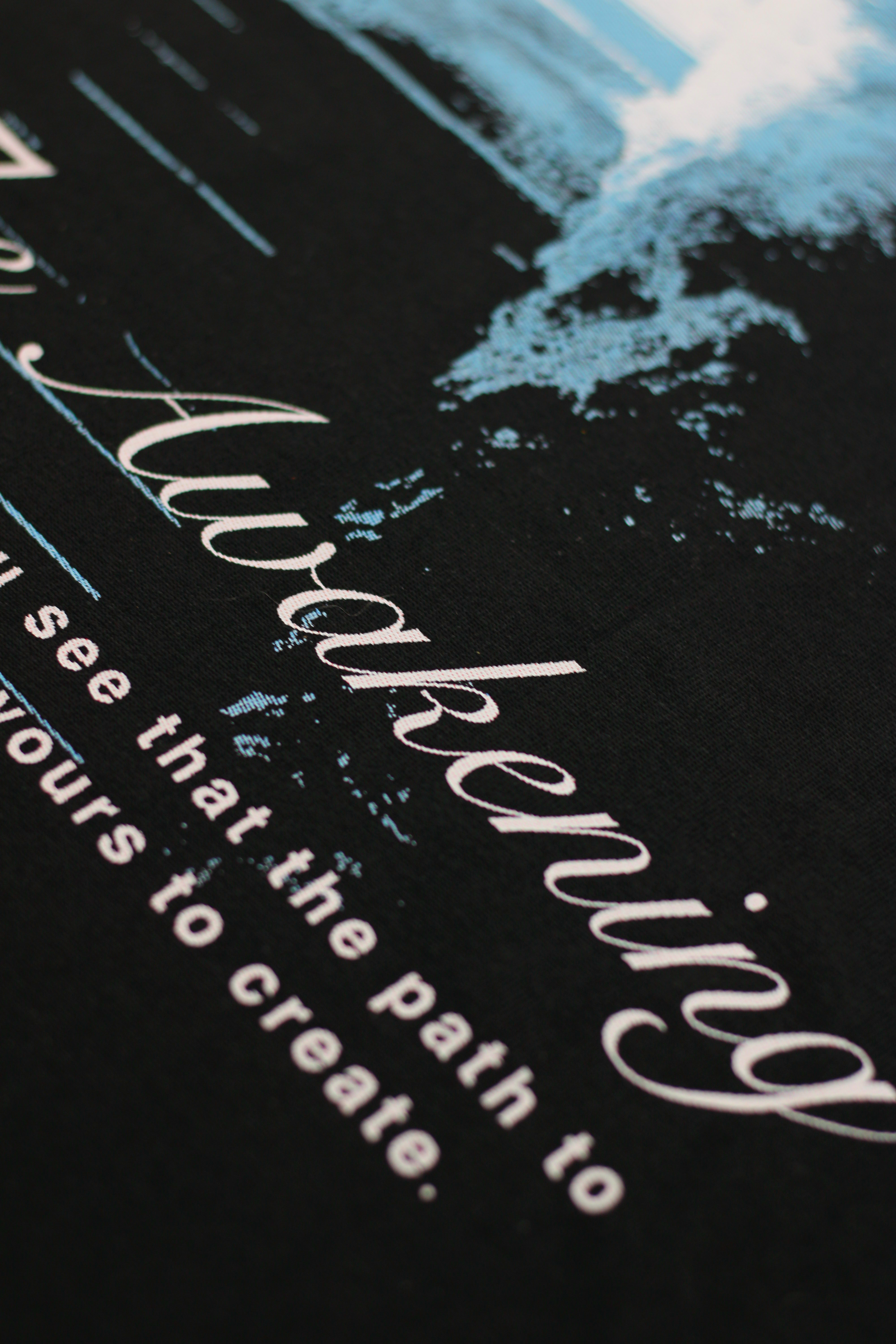DREAMS AWAKENING OVERSIZED BLACK