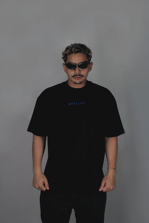 DREAMS AWAKENING OVERSIZED BLACK