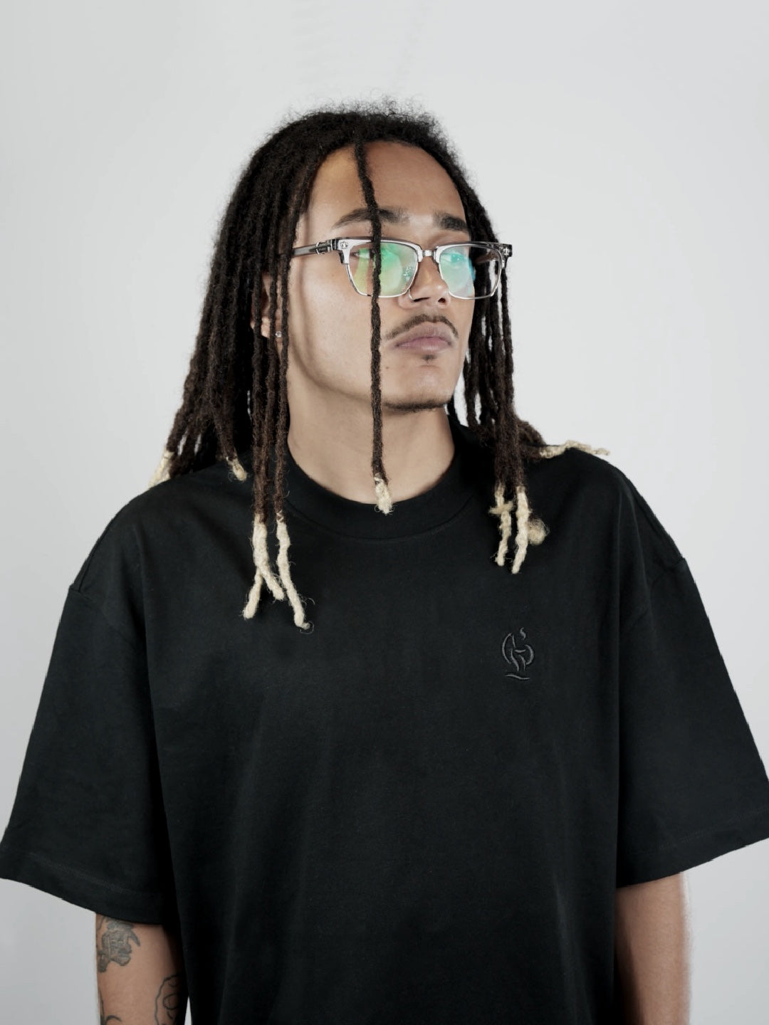 CORE TEE- BLACK